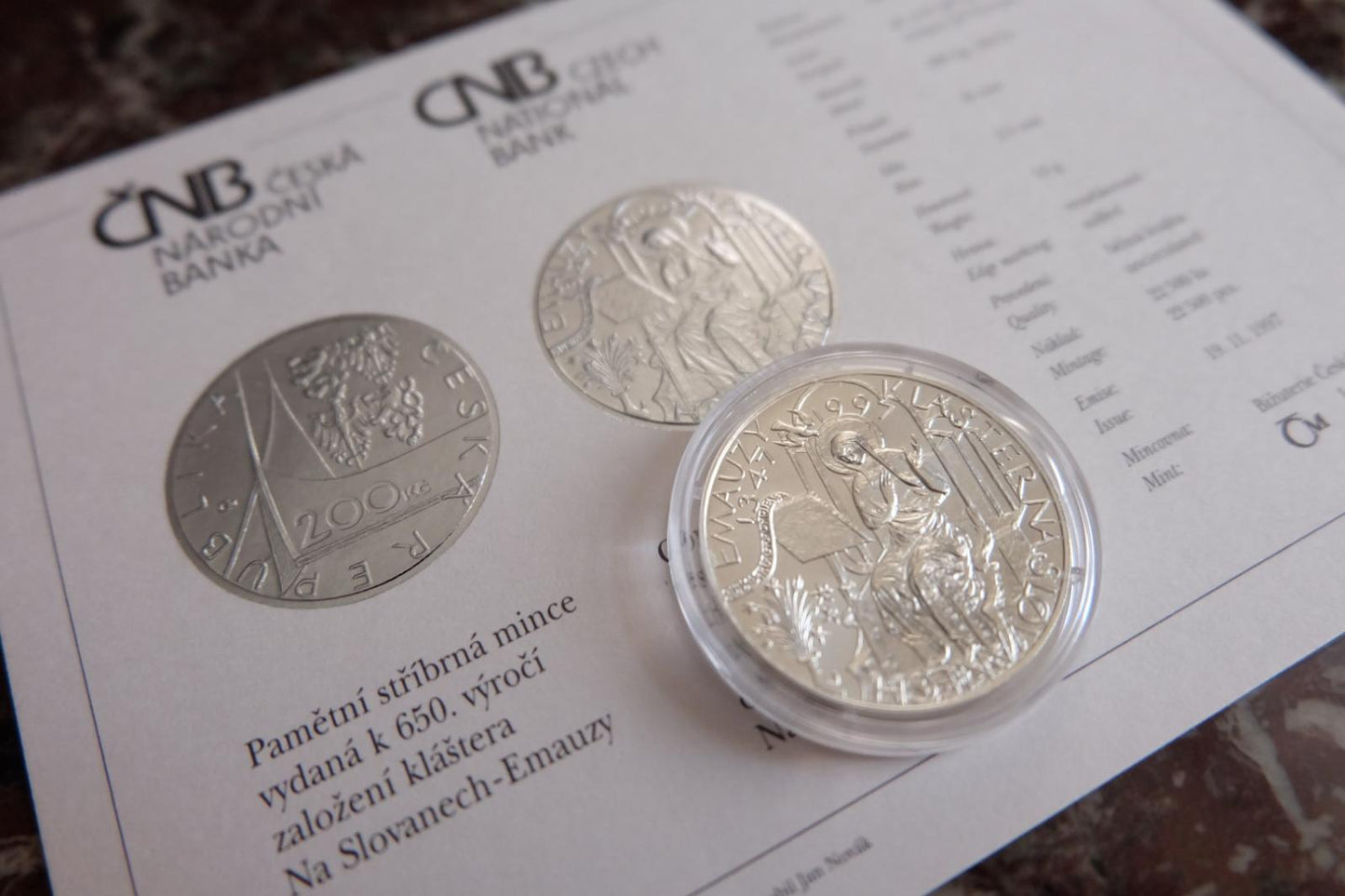 1997 Pamätná strieborná minca. 200 kč. 650. výročie založenia kláštora na Slovanech-Emauzy