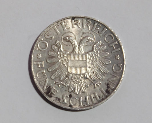 Strieborná minca 5 schilling Magna Mater 0/0 1935